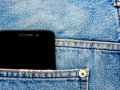4 Non-Extreme Ways to Use Your Phone a Lot Less
