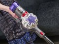 Dyson vacuums have one big problem and I don't understand why