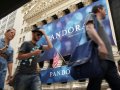SiriusXM buys Pandora to step up streaming music wars