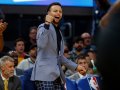 Warriors on TV: Steph Curry to handle sideline reporting duties