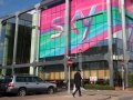 Fox and Comcast enter final bidding round in $36 billion battle for Sky