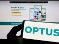 Optus blames software error after 40% of Australia loses internet access