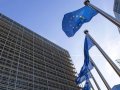 Digital firms pay less than half tax of traditional rivals: EU Commission