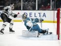 Familiar problems haunt Sharks as losing streak grows to six games