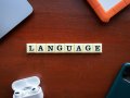 Dynamic Language Switching in Android: Real-World Lessons From Google Play Bundles