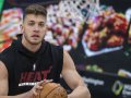 Miami Heat suspends Meyers Leonard for using slur during Twitch stream