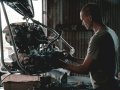 Build a Trend-Speed Reactive Oscillator in Pine Script (Not Just Another Price Follower)