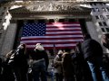 US employers add 177,000 jobs, solid pace in face of uncertainty