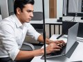 On-Site vs. Online: A Technician’s Smart Approach to Solving Laptop Problems