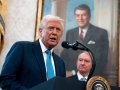 Trump Offers a Private Dinner to Top 220 Investors of His Memecoin