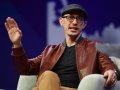 Business Tech News: Shopify CEO Says AI First Before Employees