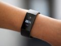 With Charge 3, Fitbit blurs the smartwatch line