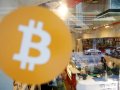Crypto stocks tumble as bitcoin selloff continues